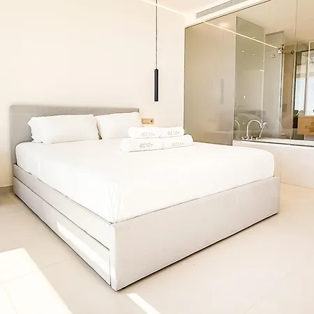 Seaview Gem With Terrace, Hot Tub And Pool Rems