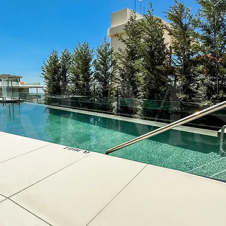 Seaview Gem With Terrace, Hot Tub And Pool Rems