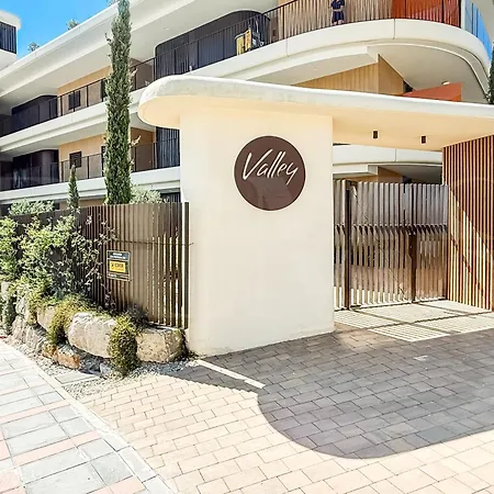 Seaview Gem With Terrace, Hot Tub And Pool Rems *