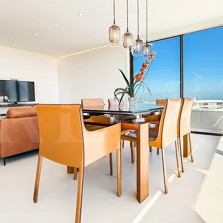 Seaview Gem With Terrace, Hot Tub And Pool Rems *