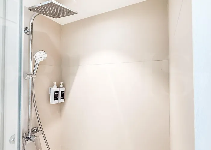 Apartament Seaview Gem With Terrace, Hot Tub And Pool Rems *